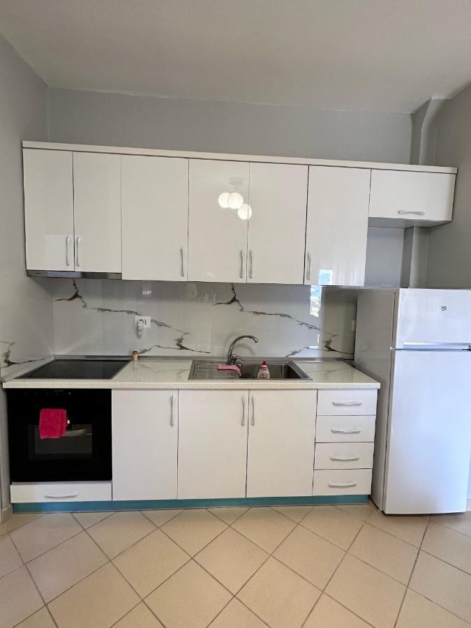 Solei Apartments Sarandë エクステリア 写真