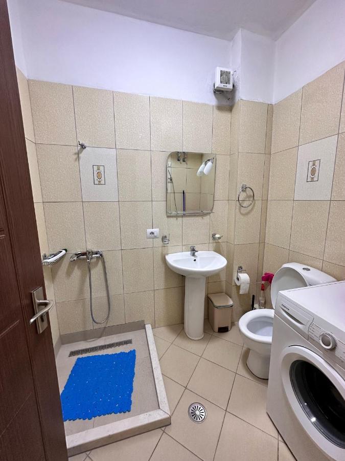 Solei Apartments Sarandë エクステリア 写真
