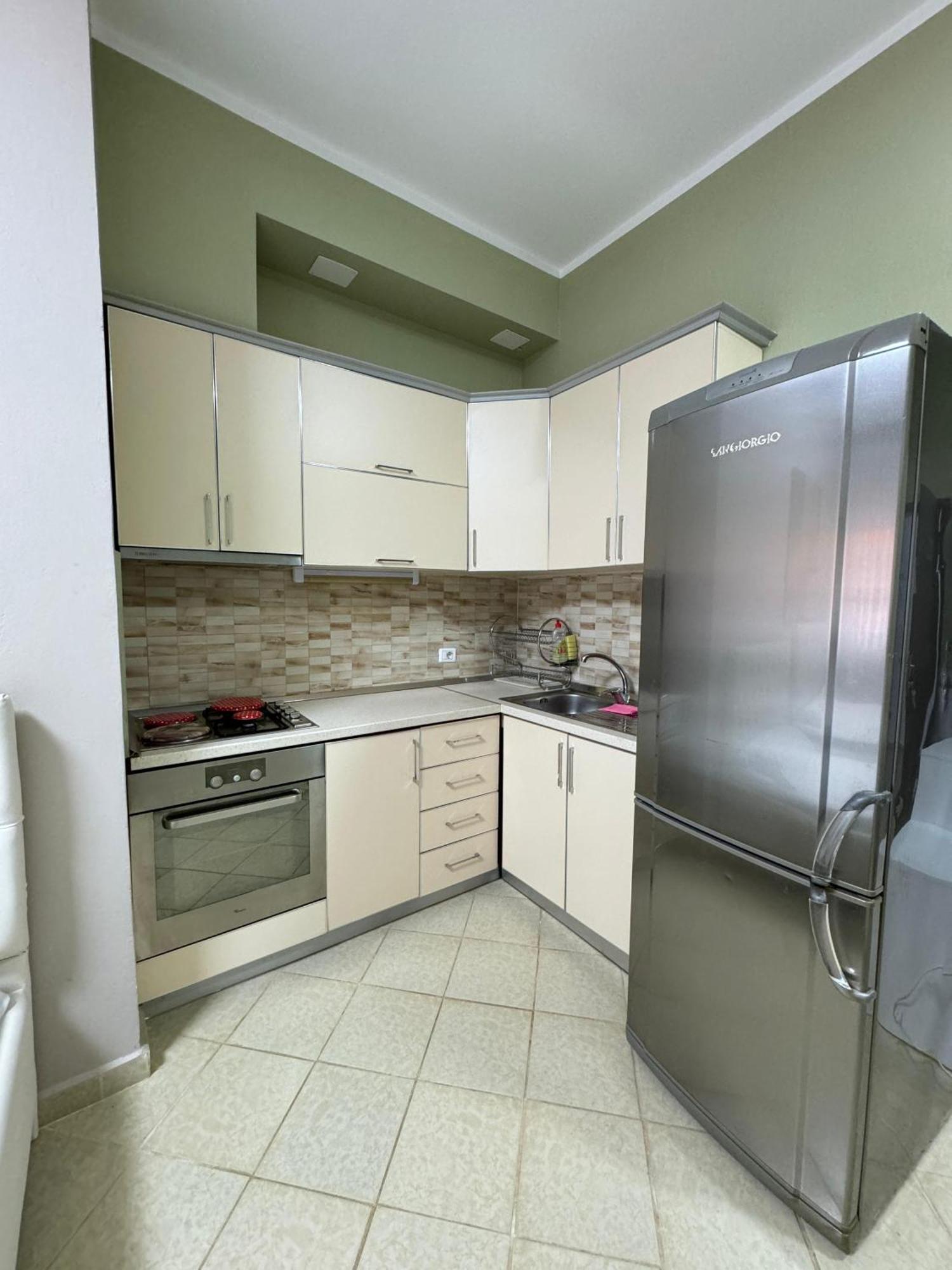Solei Apartments Sarandë エクステリア 写真