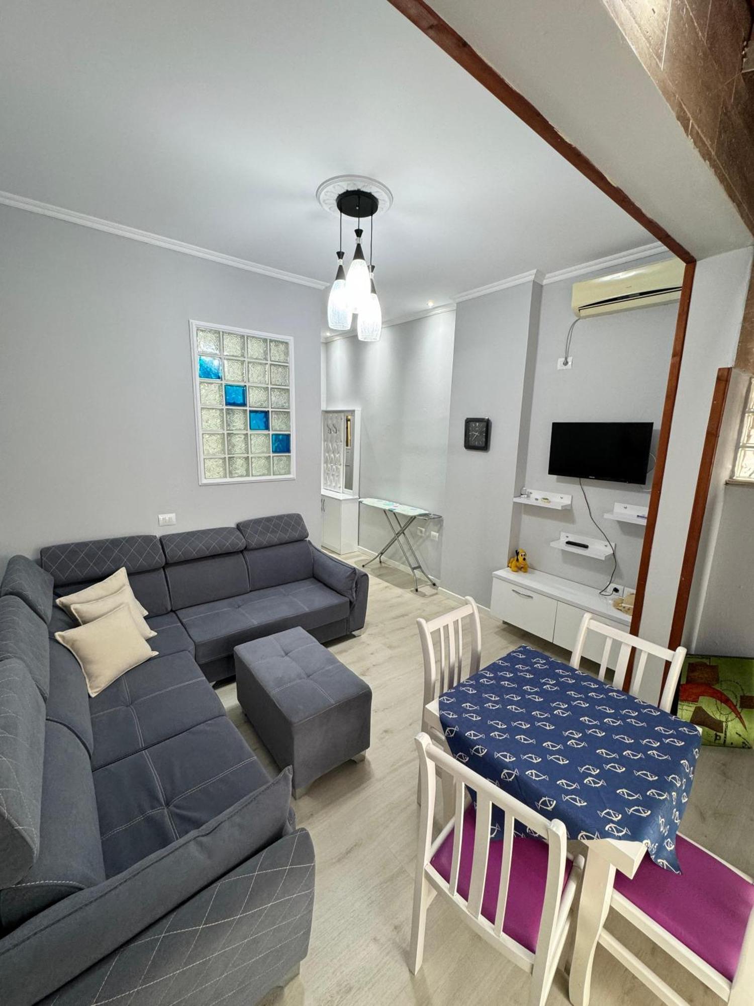Solei Apartments Sarandë エクステリア 写真